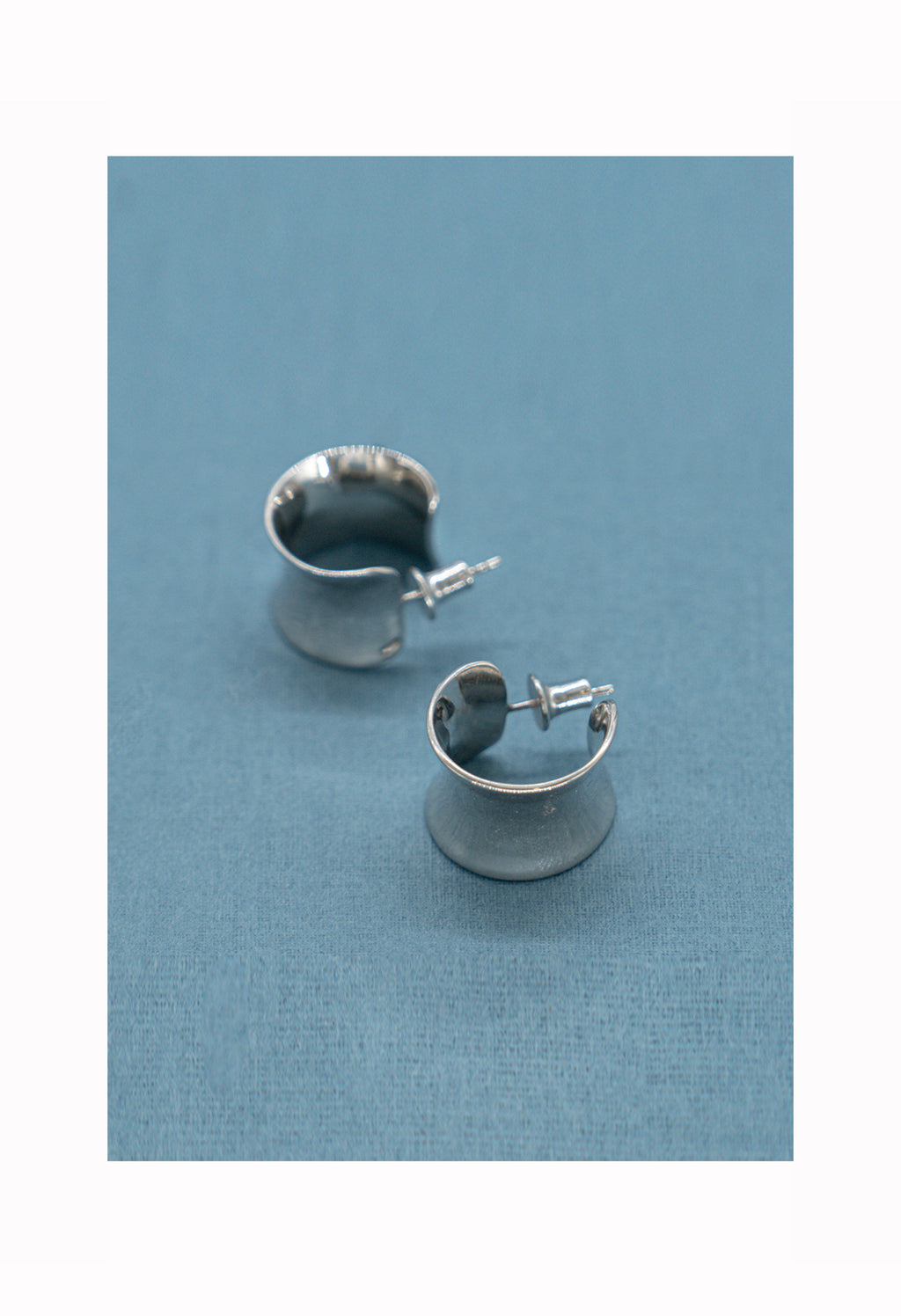 Mini Wave Earrings