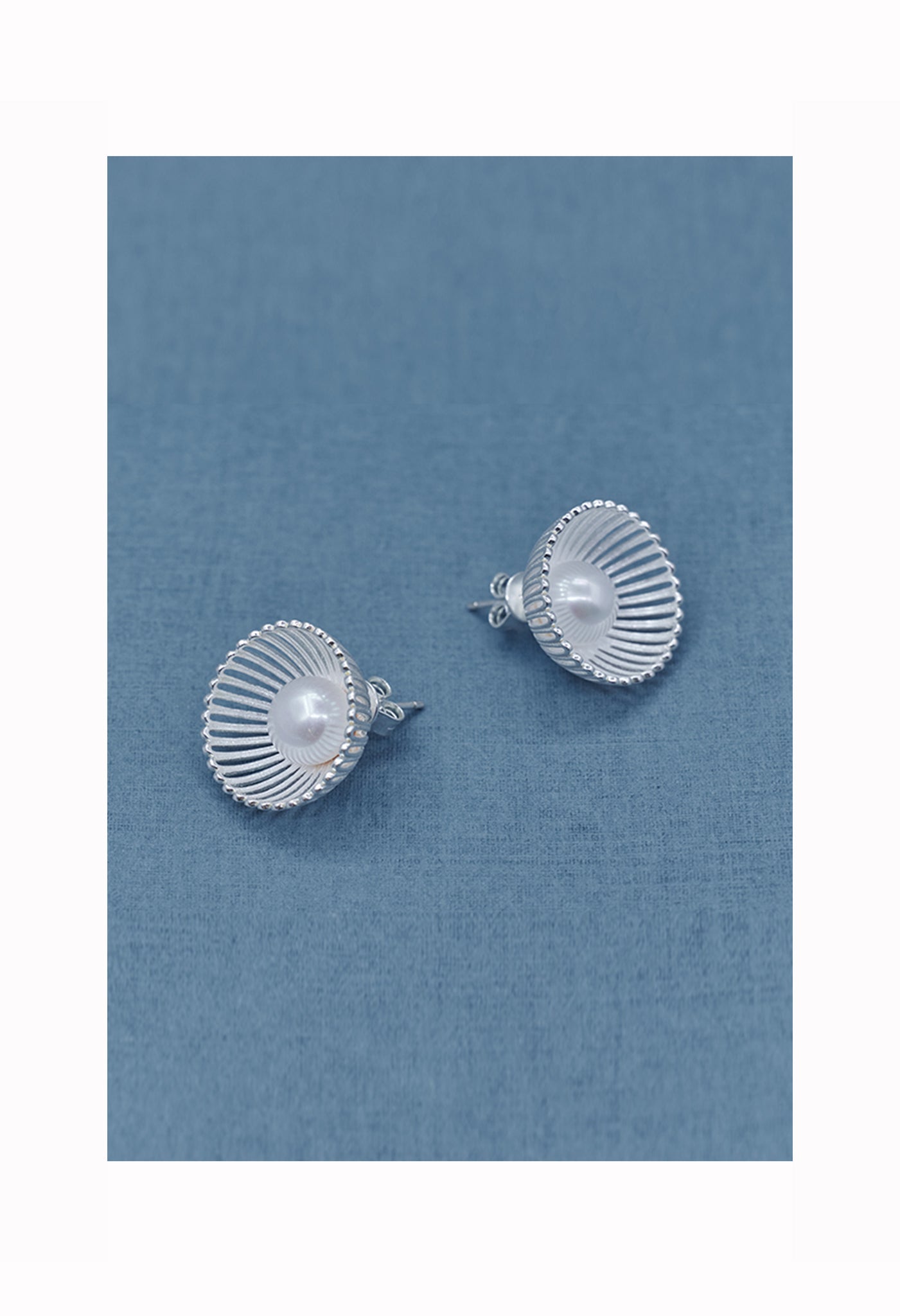 Gallas Earrings