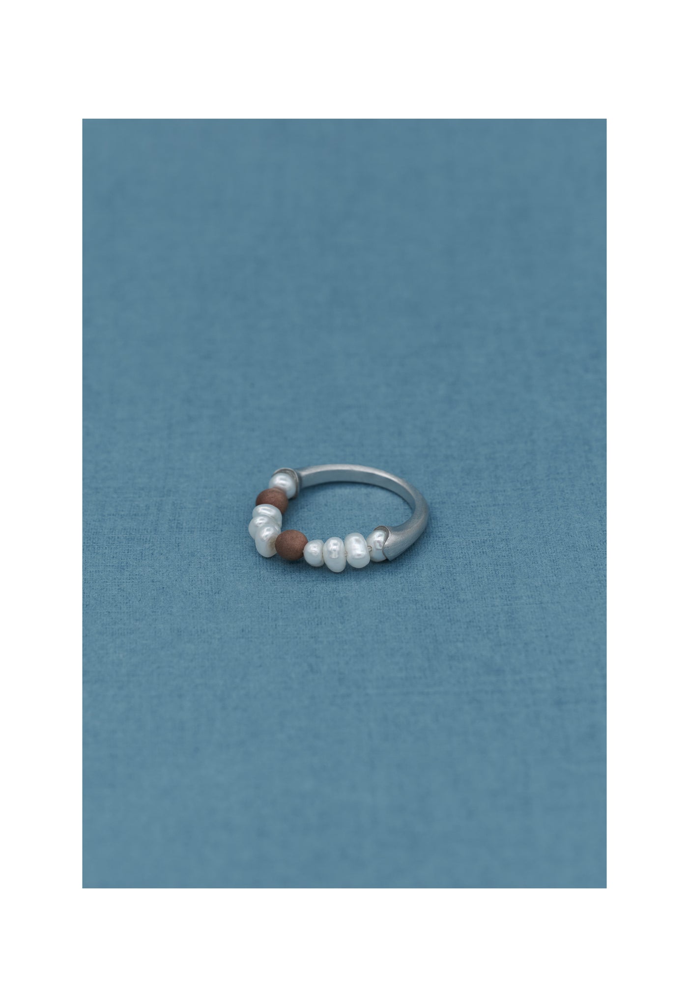 Waiting Ring