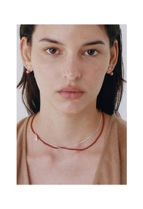 The red line necklace